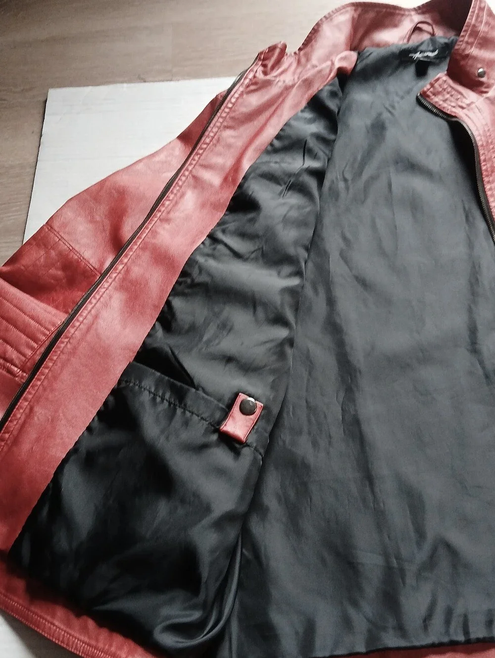 MatPat Authorized Label Signature Red Faux Leather Jacket GAME THEORY Size XL